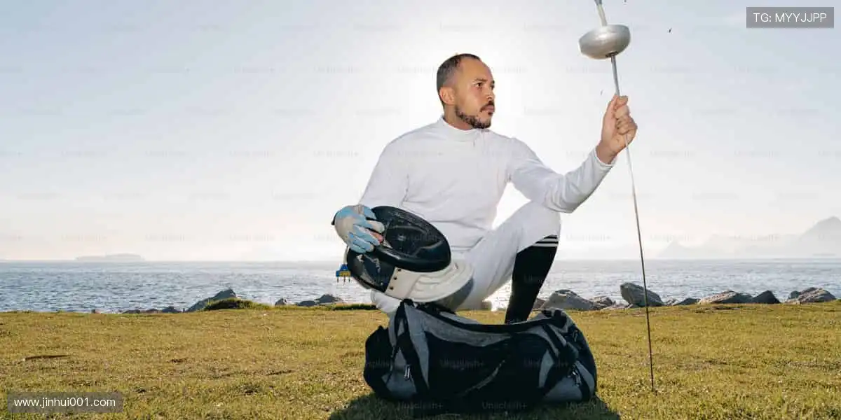 🎮用潮流诠释热爱,周边产品让运动精神融入生活!